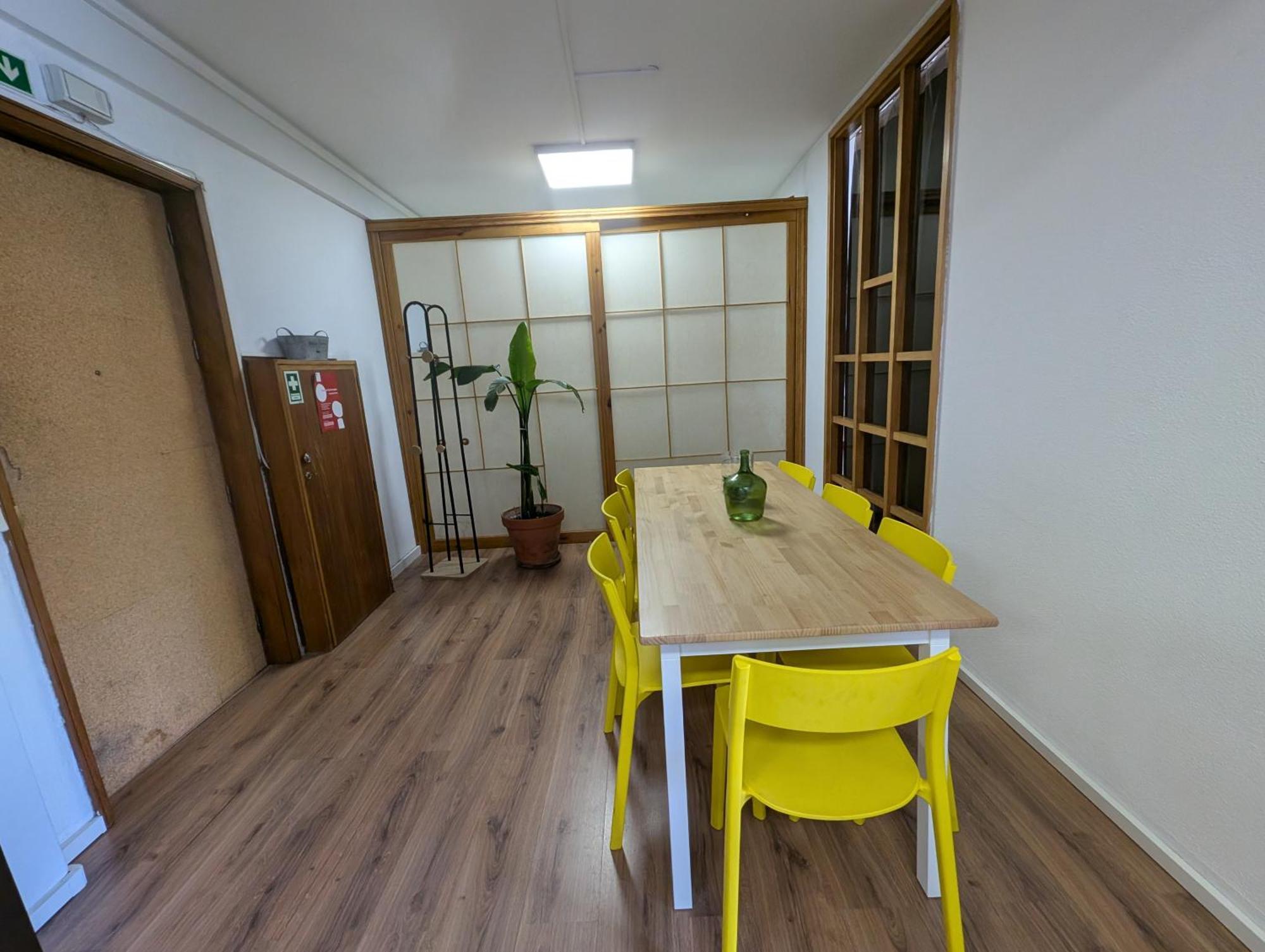Travel & Live Fernao Magalhaes Apartment Porto Exterior photo